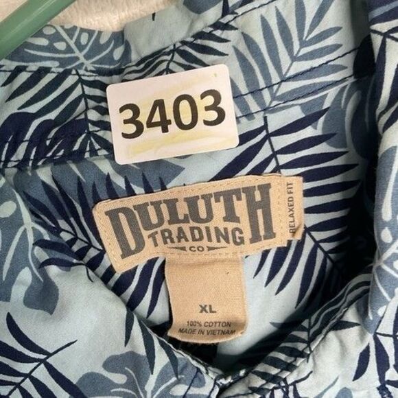 Duluth Trading Co Relaxed Fit Button Up Hawaiian Resort Shirt Men Size XL Blue - Picture 2 of 9